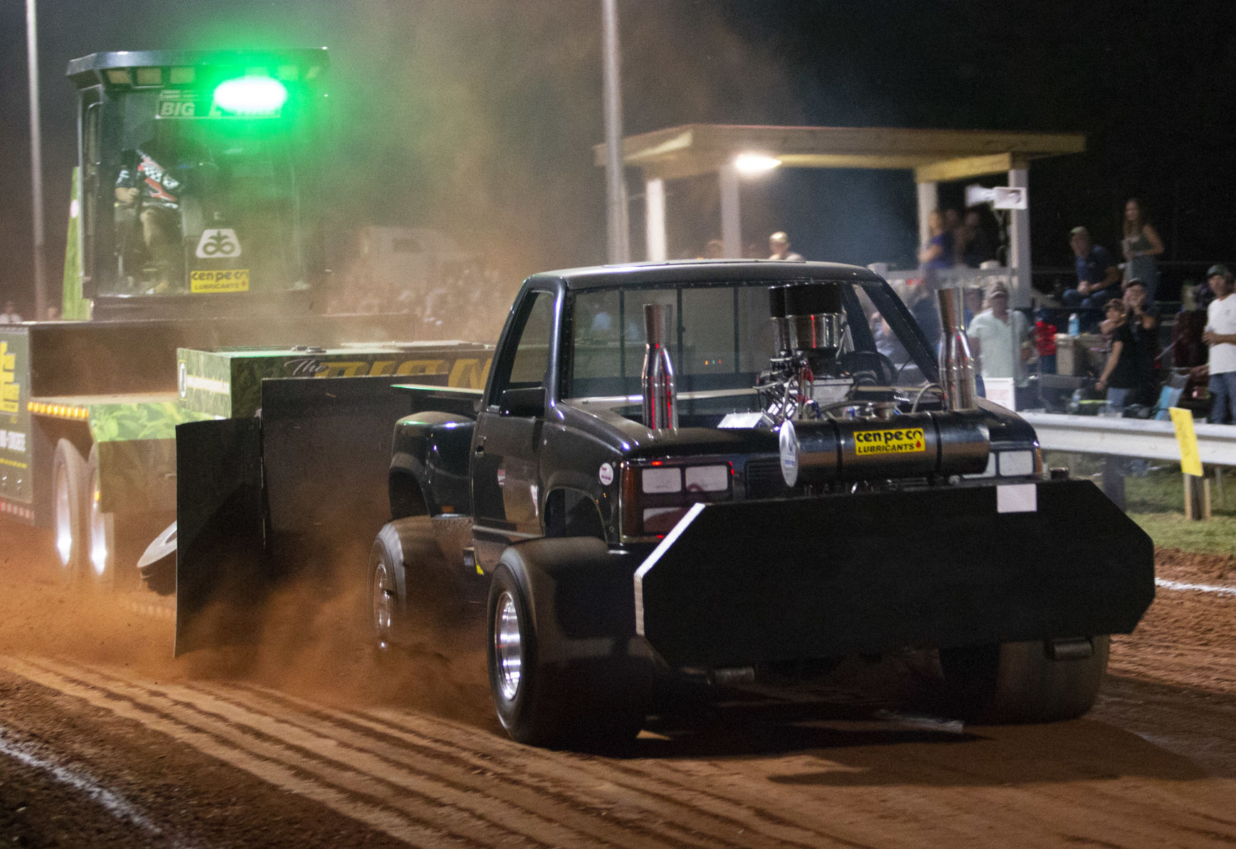 TractorPull17.JPG